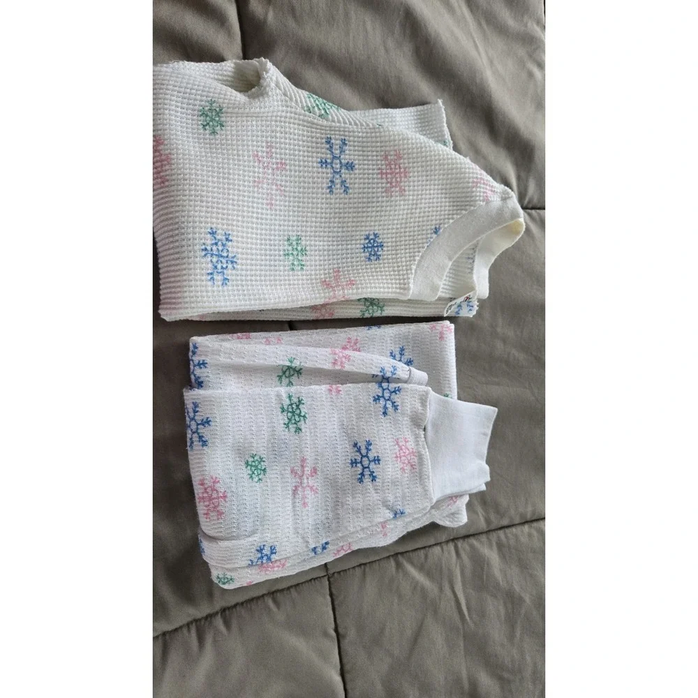 Vintage Kmart Thermal Pajama Set White W/ Snowflake Waffle Knit Long Johns M USA